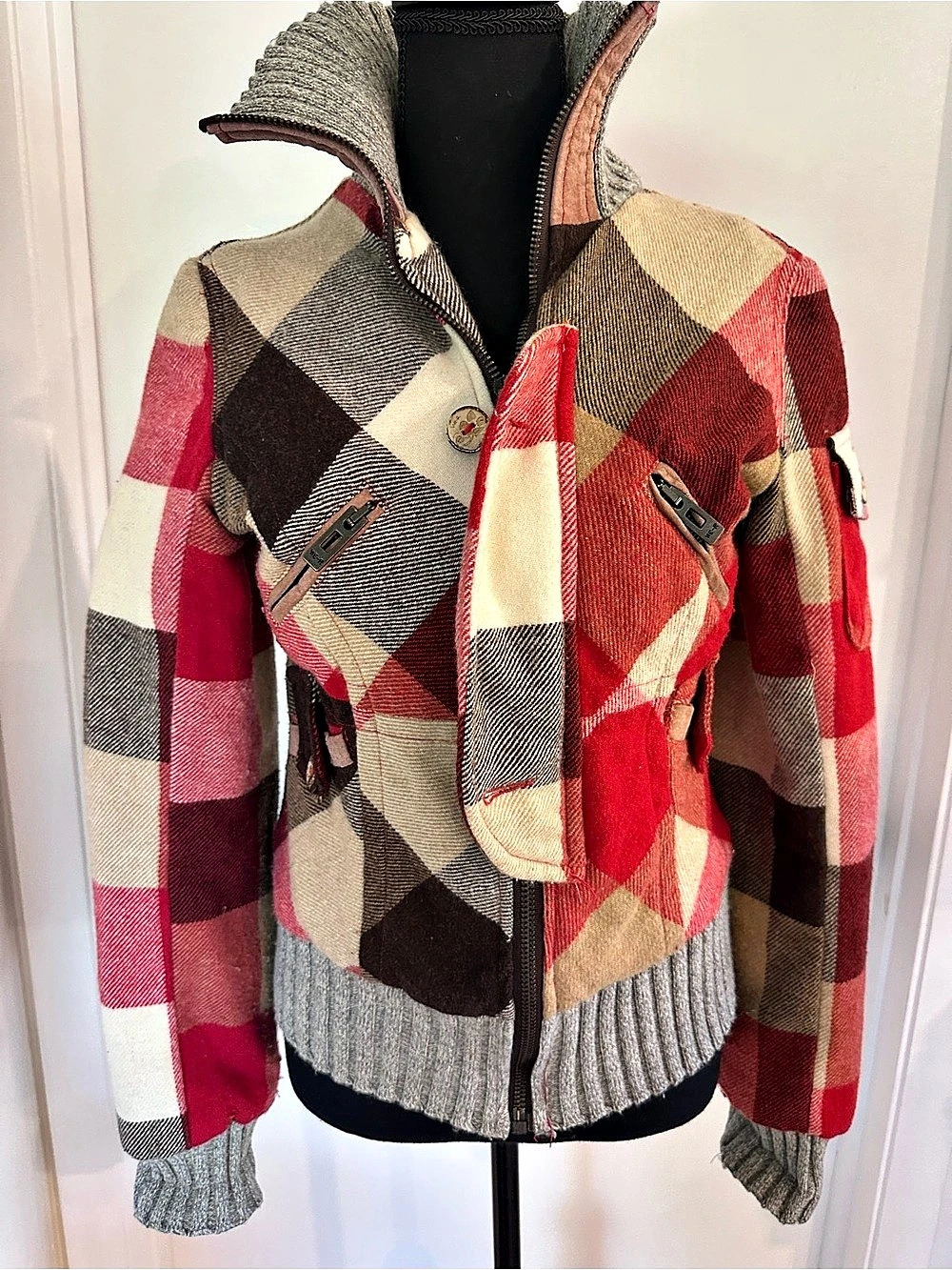 We-R Plaid Wool-Blend Jacket in Red & Gray Like New